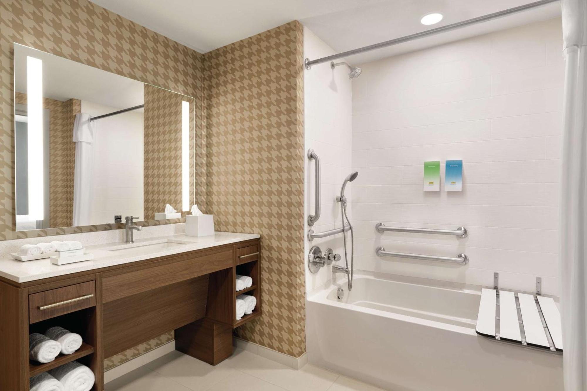 Hotel Home2 By Hilton 3*
