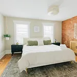 Quaint Boho Home In Lancaster City