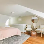 Quaint Boho Home In Lancaster City