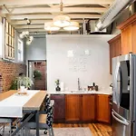 Sweet Lancaster Apt. A