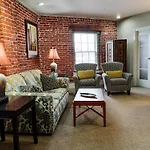 Lancaster Arts Hotel