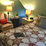 The Lancaster Bed And Breakfast