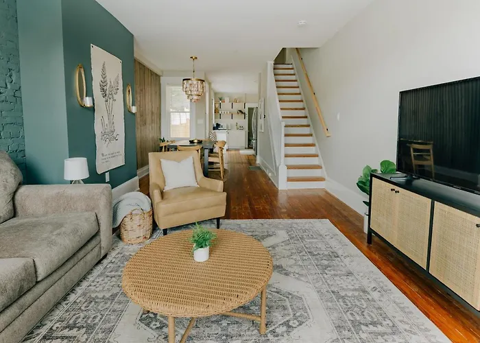 Quaint Boho Home In Lancaster City