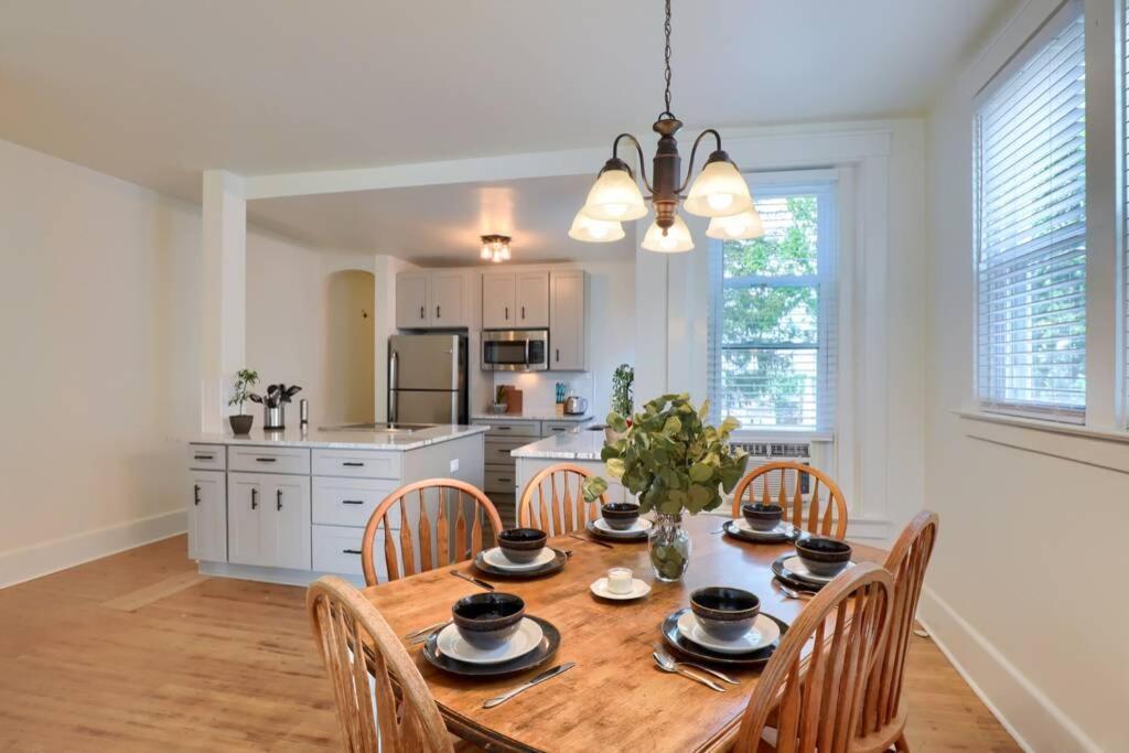 3 Bed - Balcony W View - 10 Min To Lanc Brewin Company Apartment