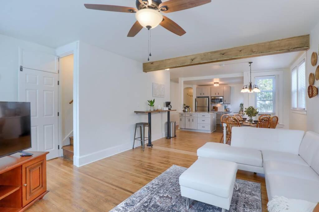 3 Bed - Balcony W View - 10 Min To Lanc Brewin Company Lancaster