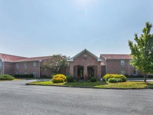 Days & By Wyndham Amish Country Lancaster