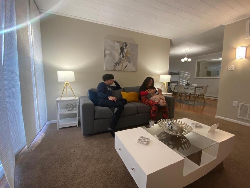 Apartment A Modern Close To Downtown Lancaster