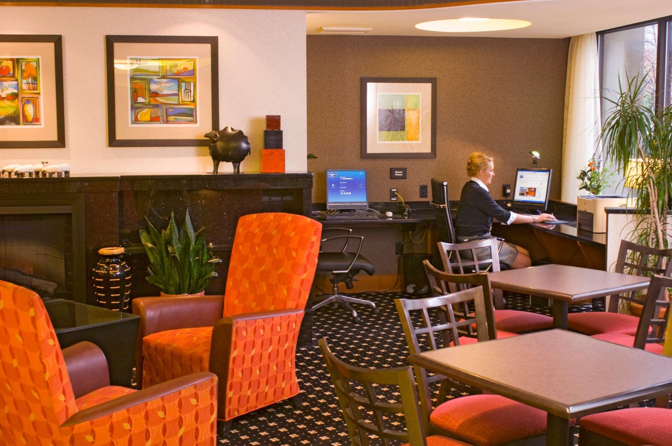Hampton Lancaster Hotel