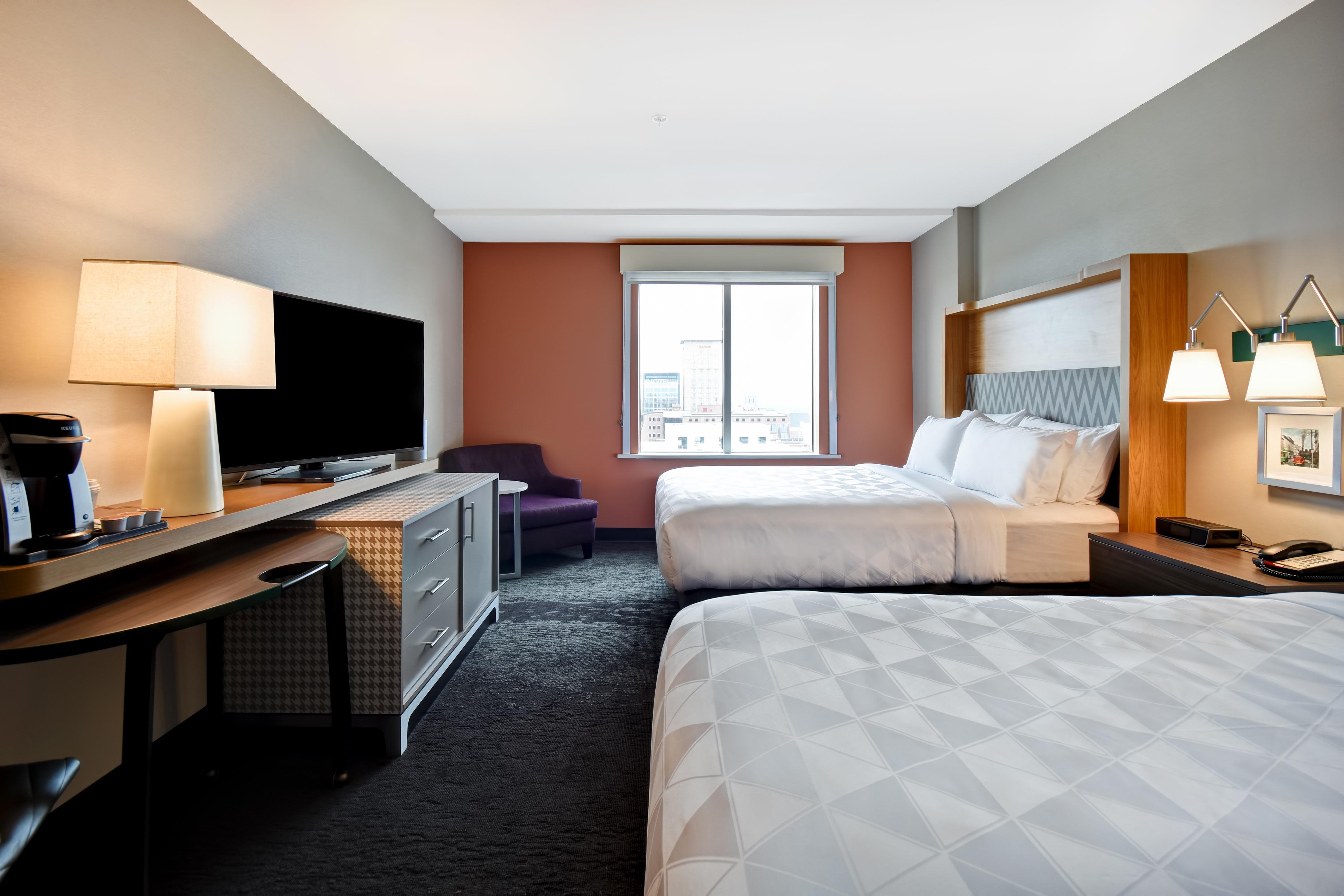 Hotel By Ihg