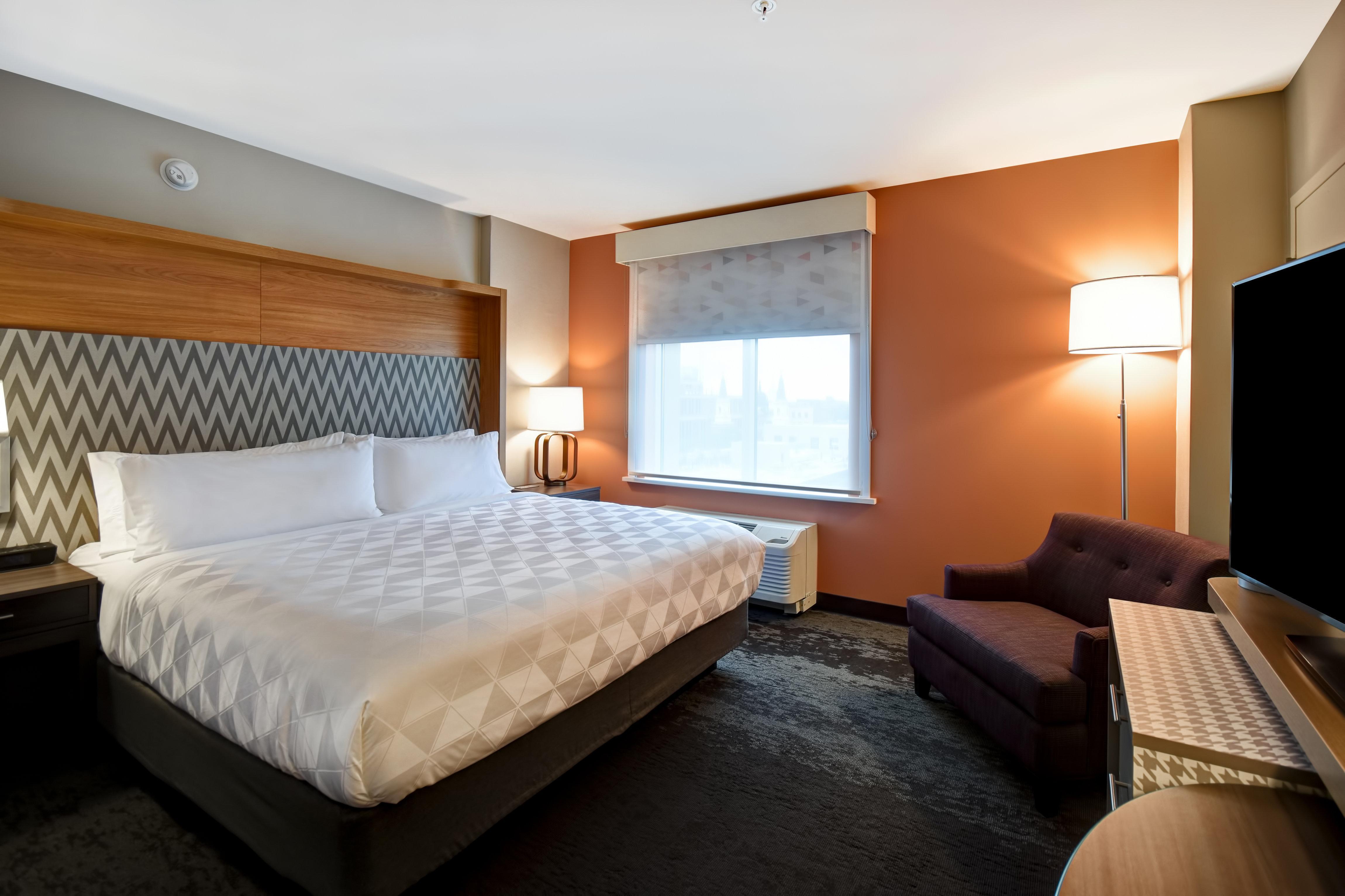 Hotel By Ihg 3*