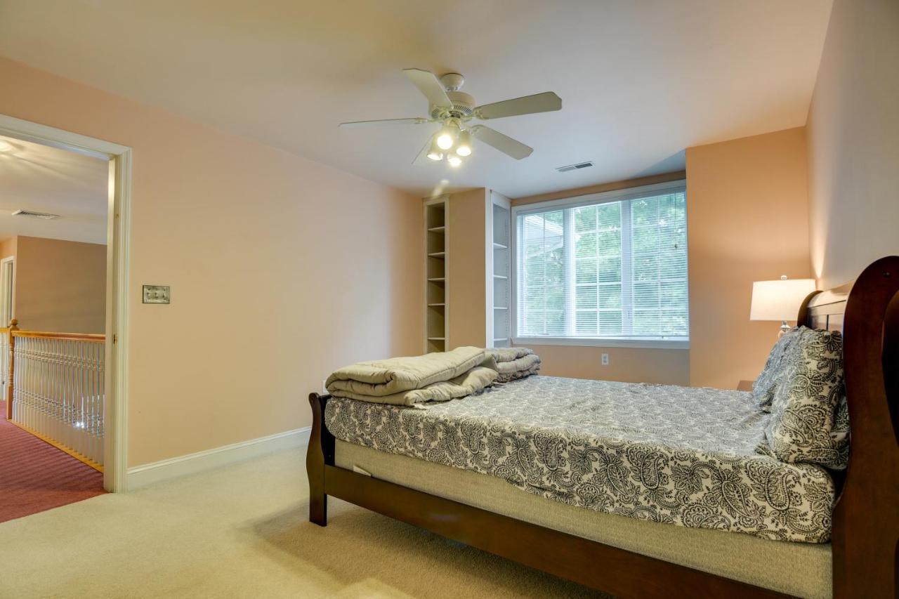 Vacation Near Dutch Wonderland! Holiday home