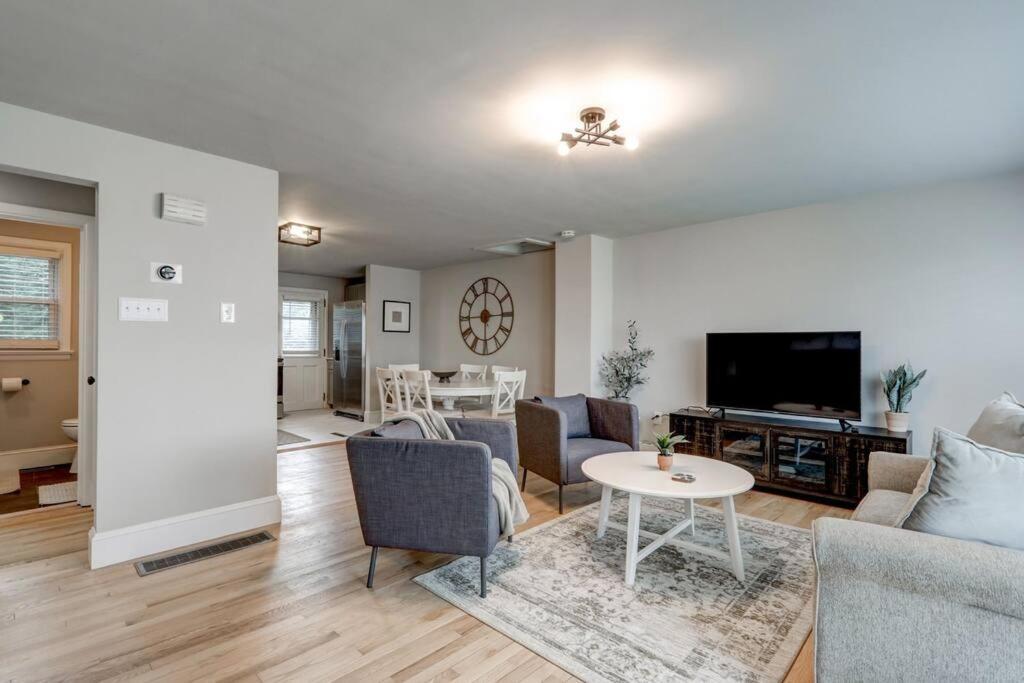 New Cozy Near Outlets & Amish Country Lancaster