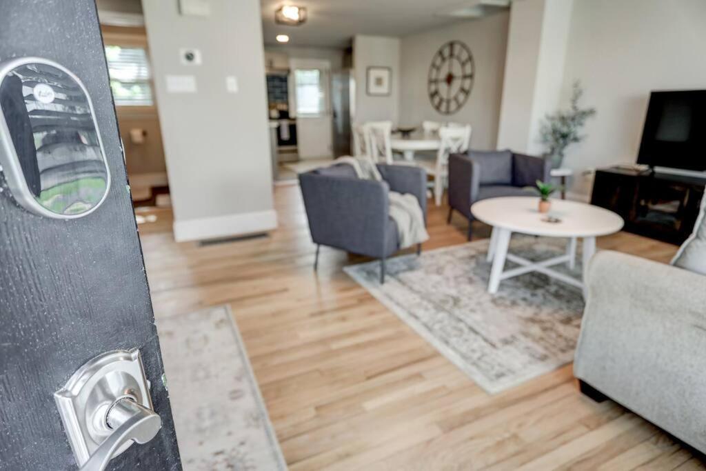Holiday home New Cozy Near Outlets & Amish Country