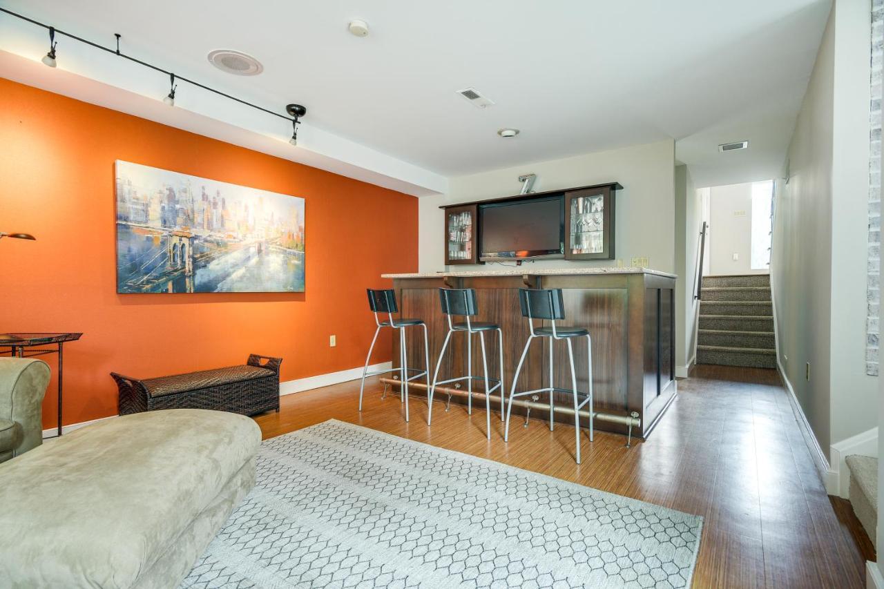 Inviting Vacation 3 Mi To Downtown Lancaster