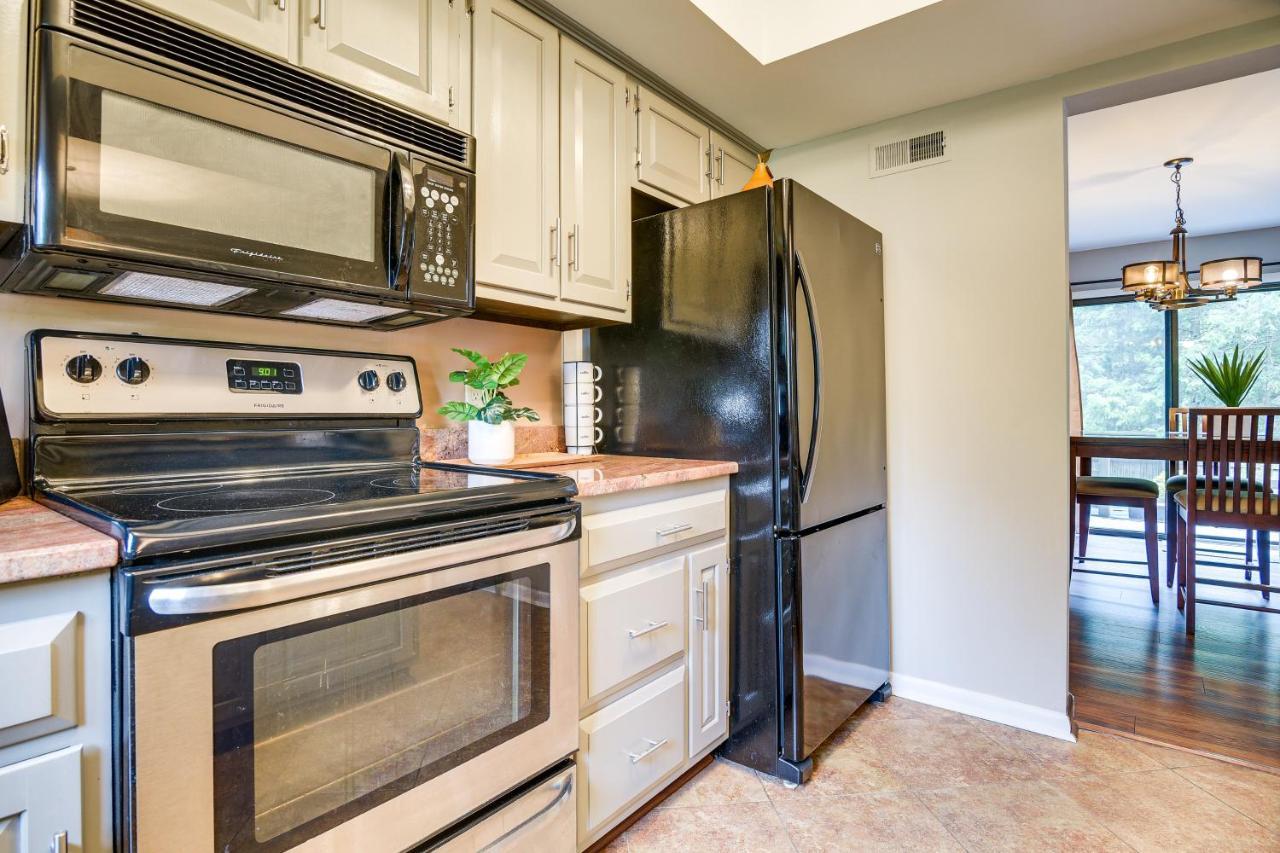 Inviting Vacation 3 Mi To Downtown Lancaster