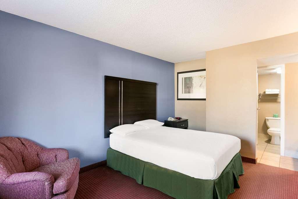 Rodeway Hotel Lancaster