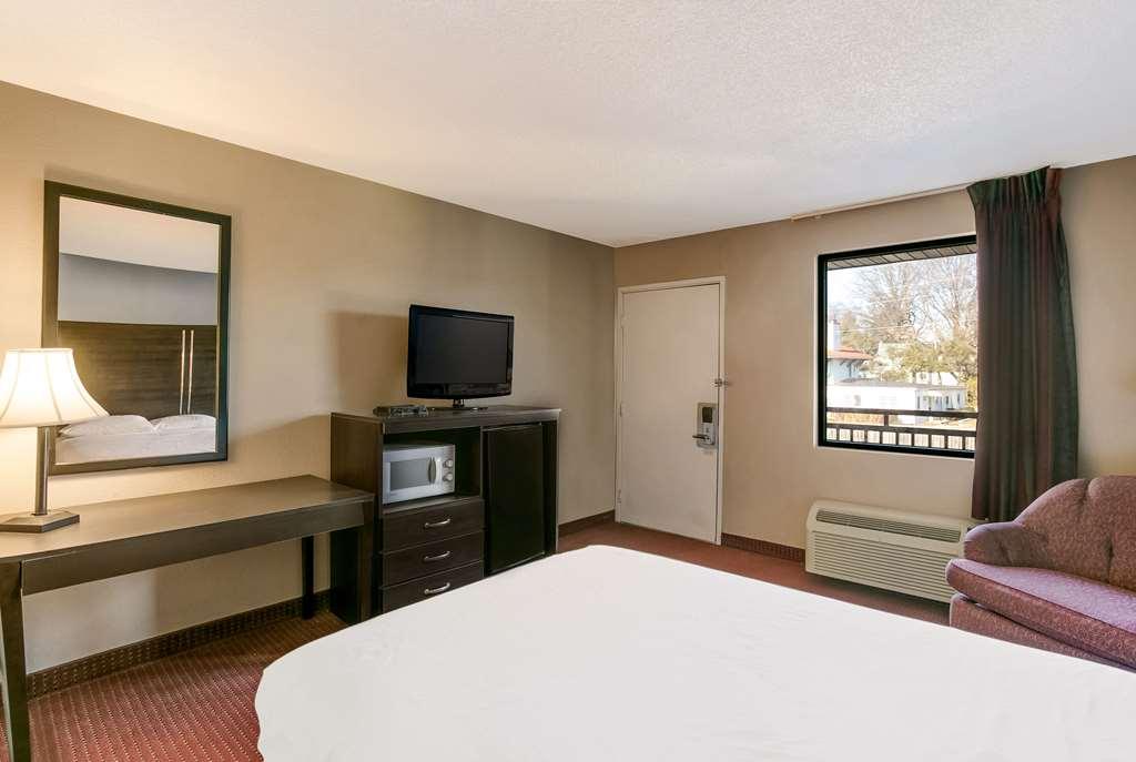 Rodeway Lancaster