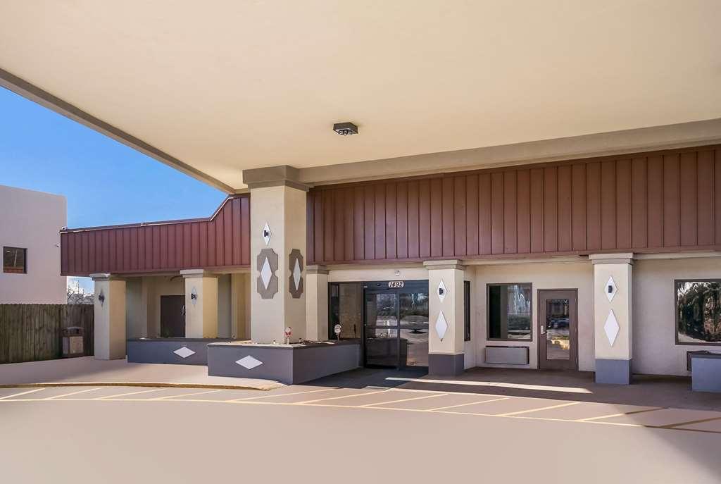 Rodeway Hotel Lancaster