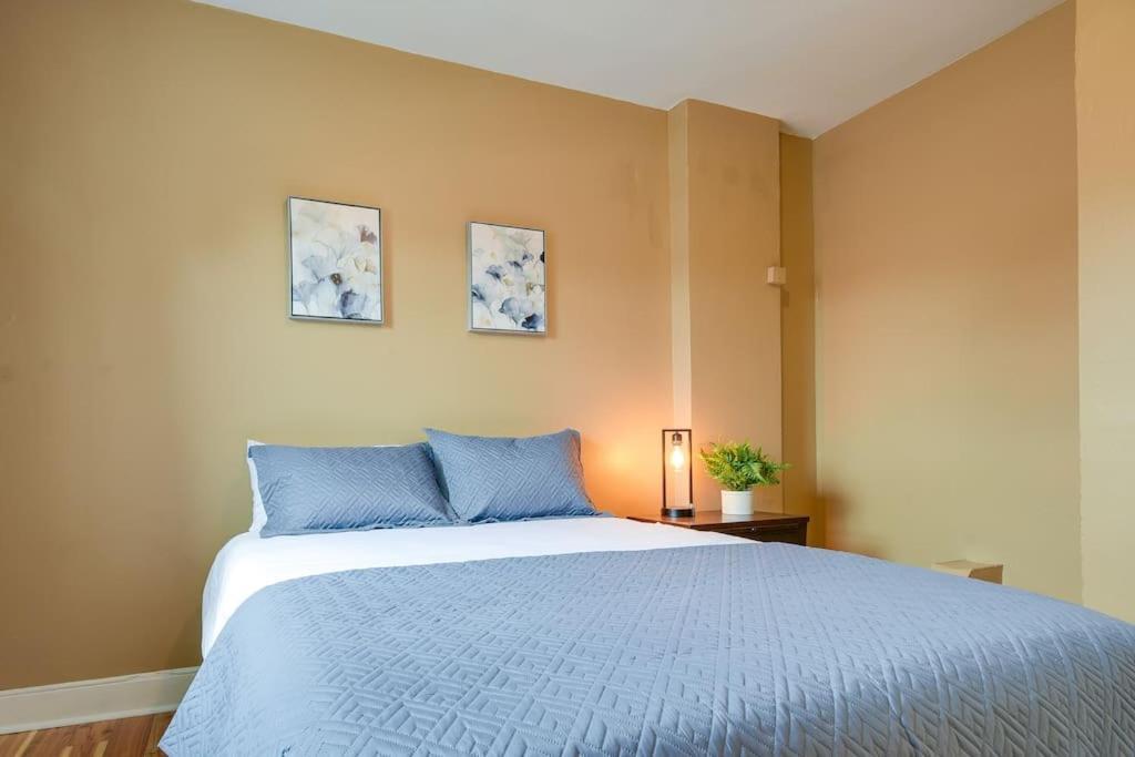 Cozy Retreat In Downtown With Backyard Patio Apartment *