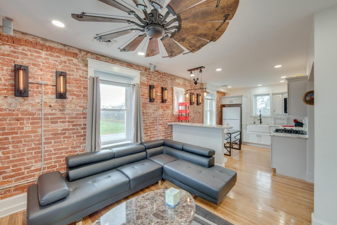 Charming About 15 Mi To The Amish Village! Apartment