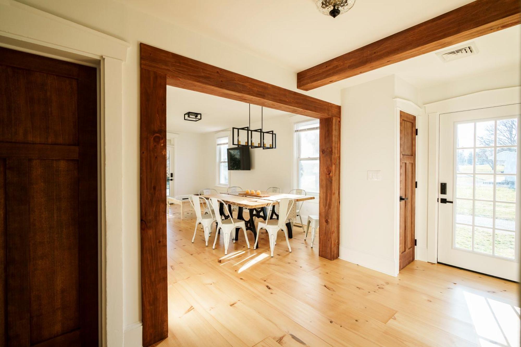 Very Comfy Unit A, 1st Fl