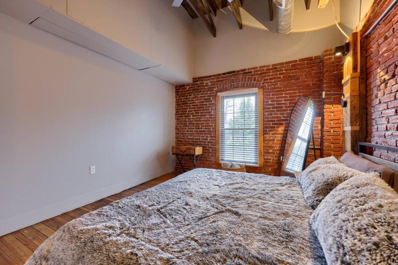 Sweet Apartment *