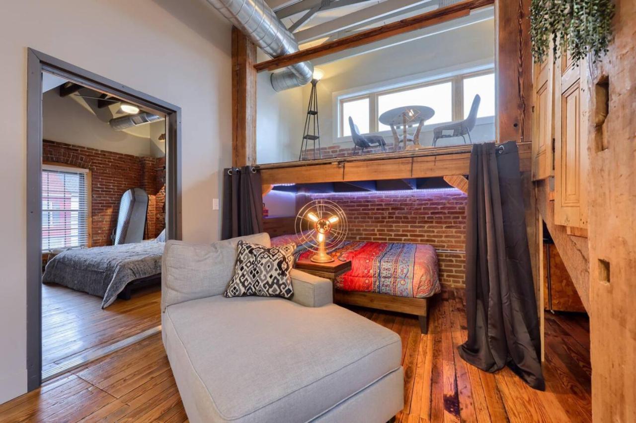 Sweet Apartment *