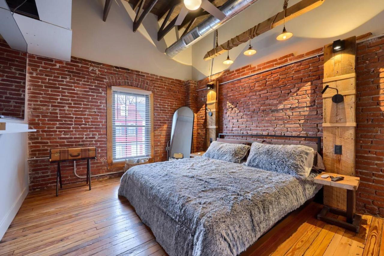 Apartment Sweet *