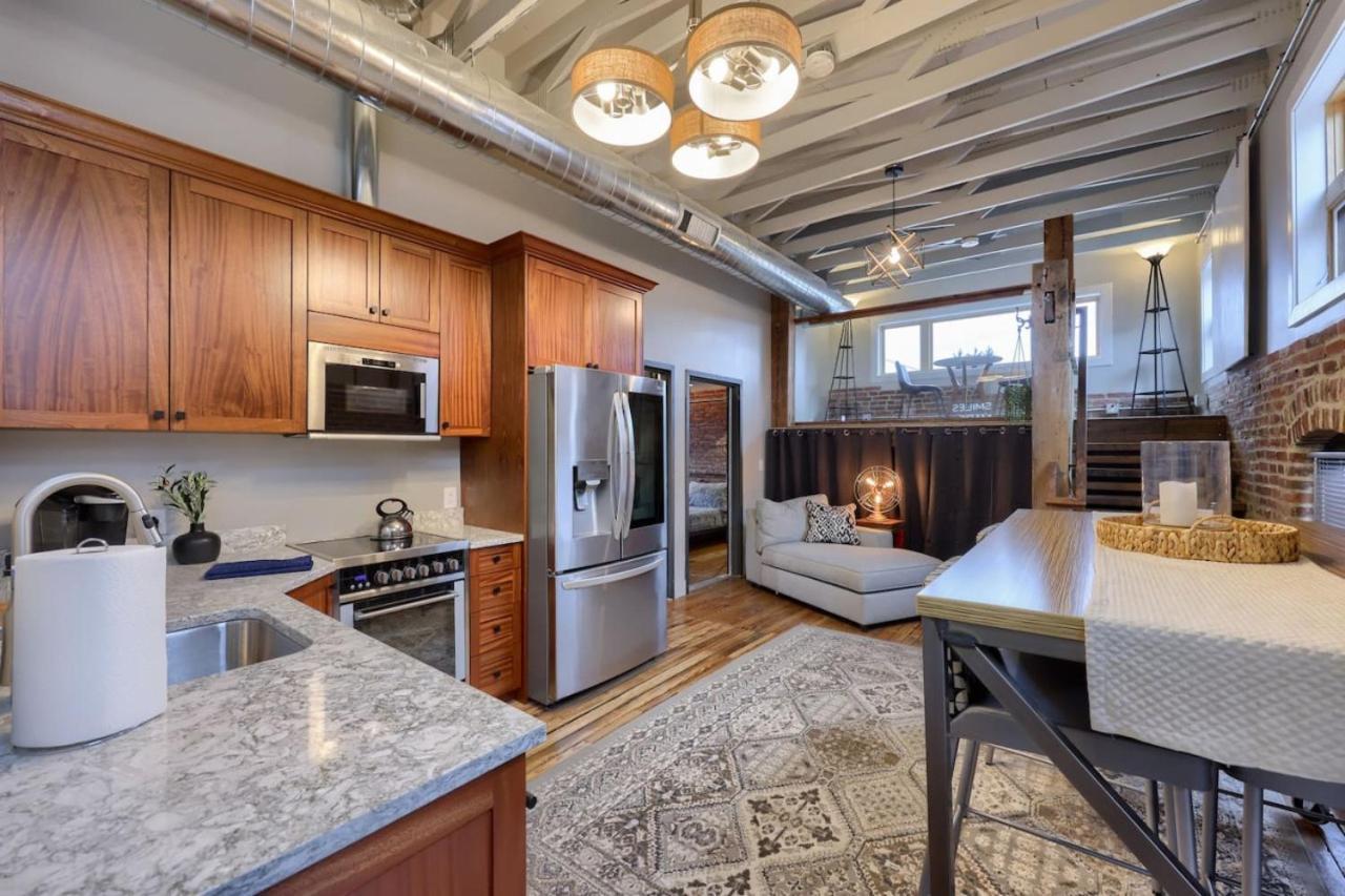 Apartment Sweet Lancaster
