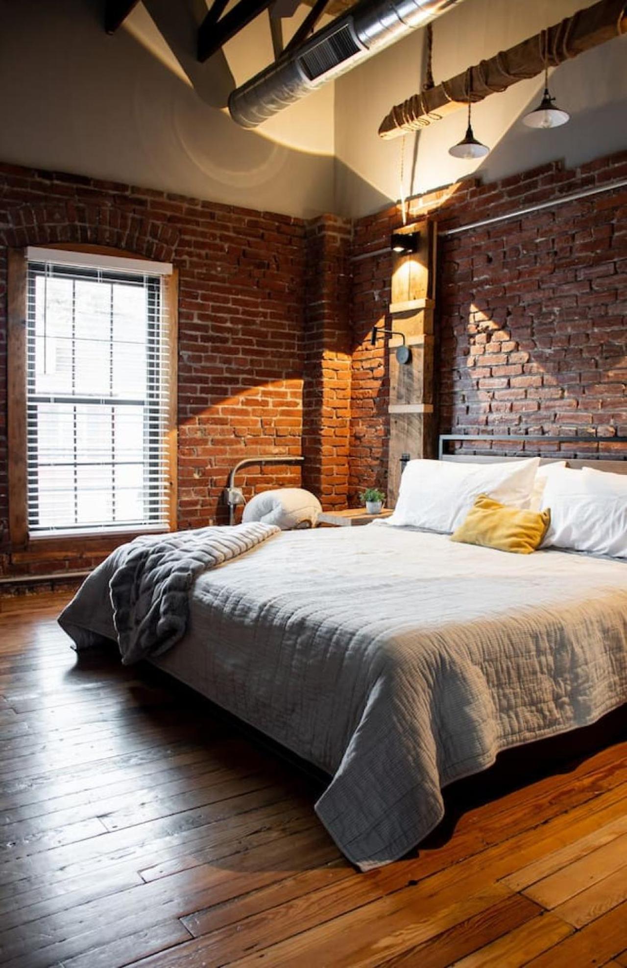 Apartment Sweet Apt. A *