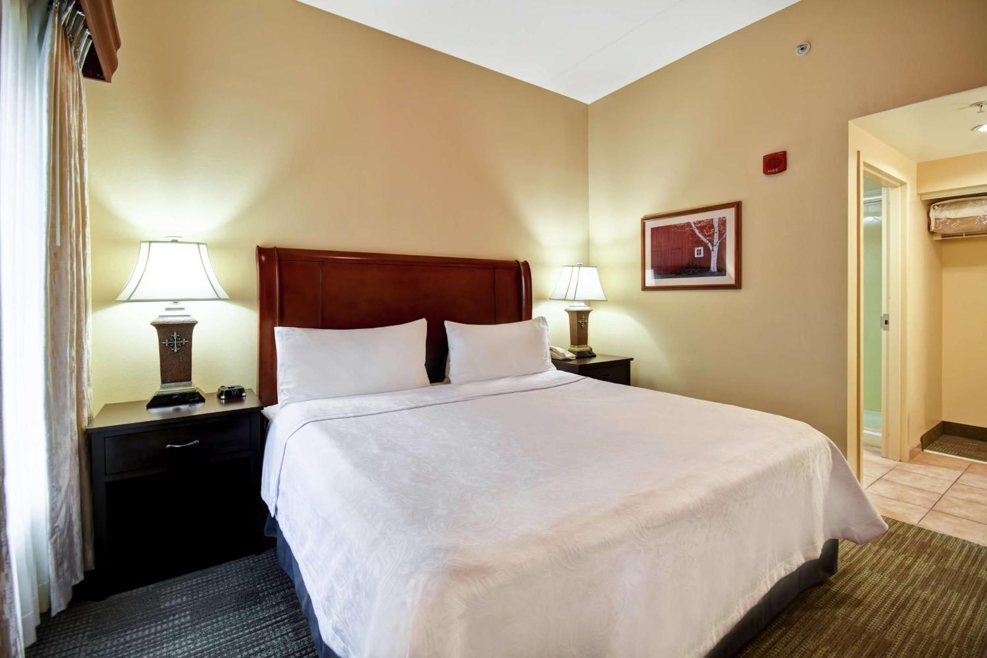 Hotel Homewood By Hilton Lancaster
