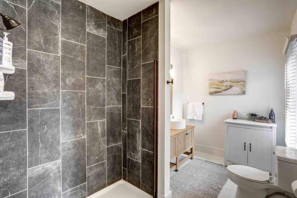 Beautiful Boho On Vine In The Heart Of Holiday home *
