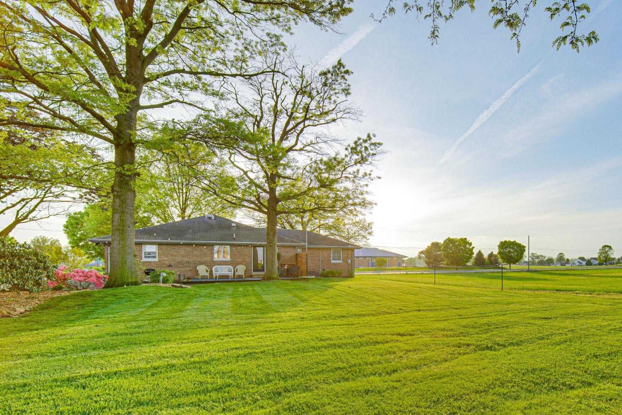 Sunny Gem, 4 Mi To Dutch Wonderland Holiday home