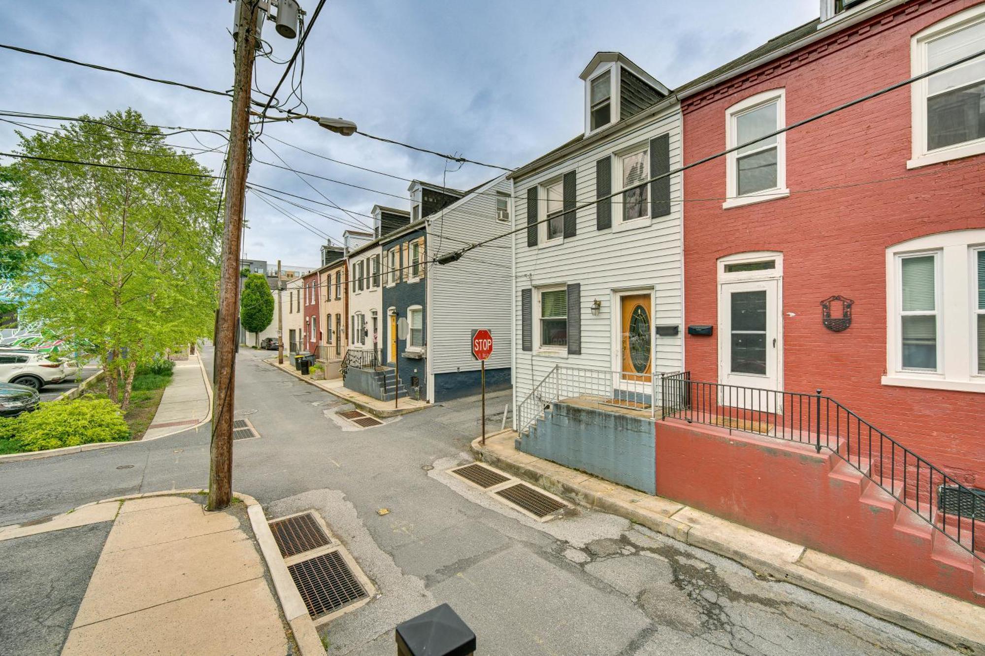 Holiday home Chic Vacation Rental, Walkable Location!