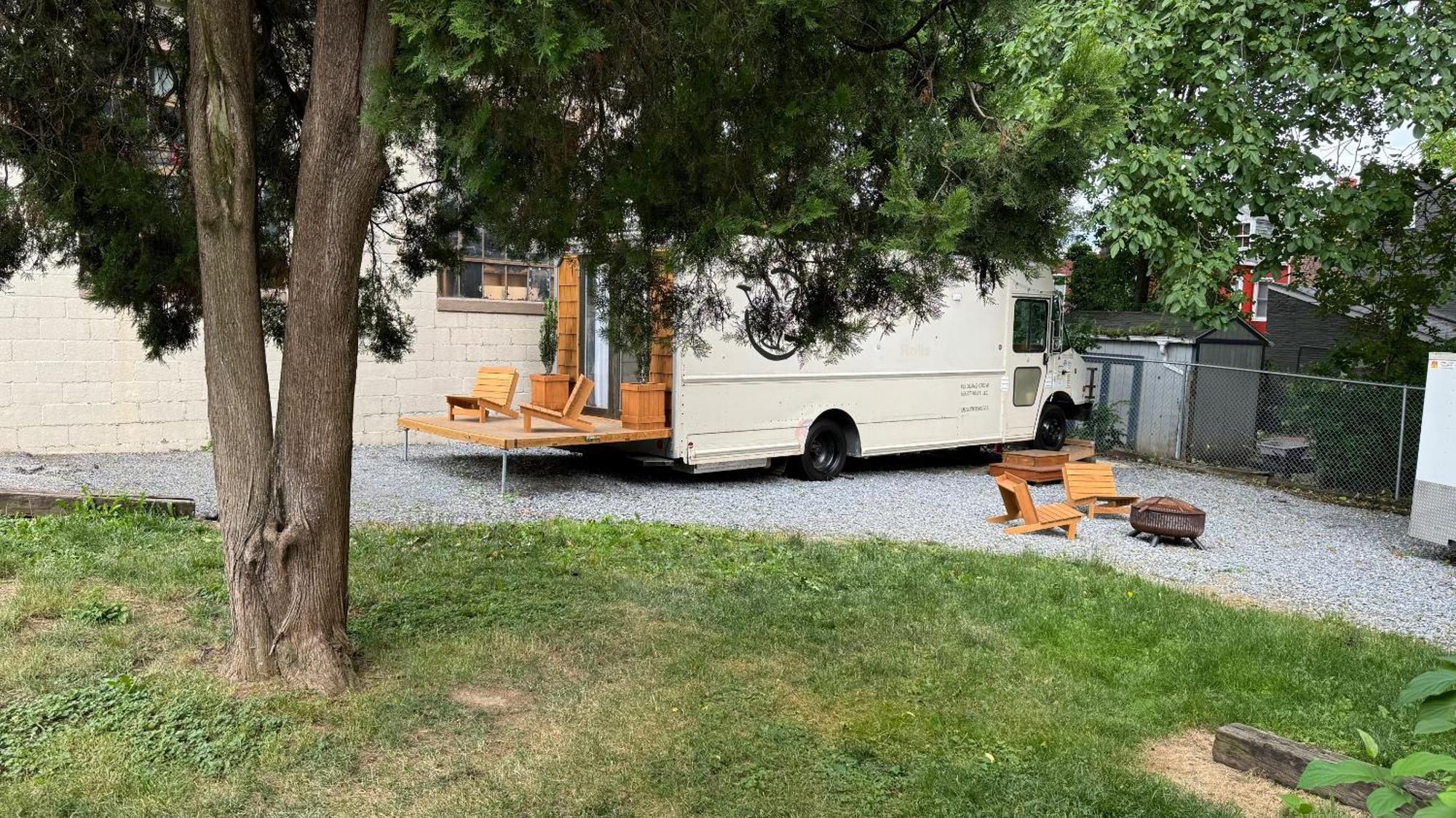 Hideaway, Off Grid Luxe Campsite Lancaster