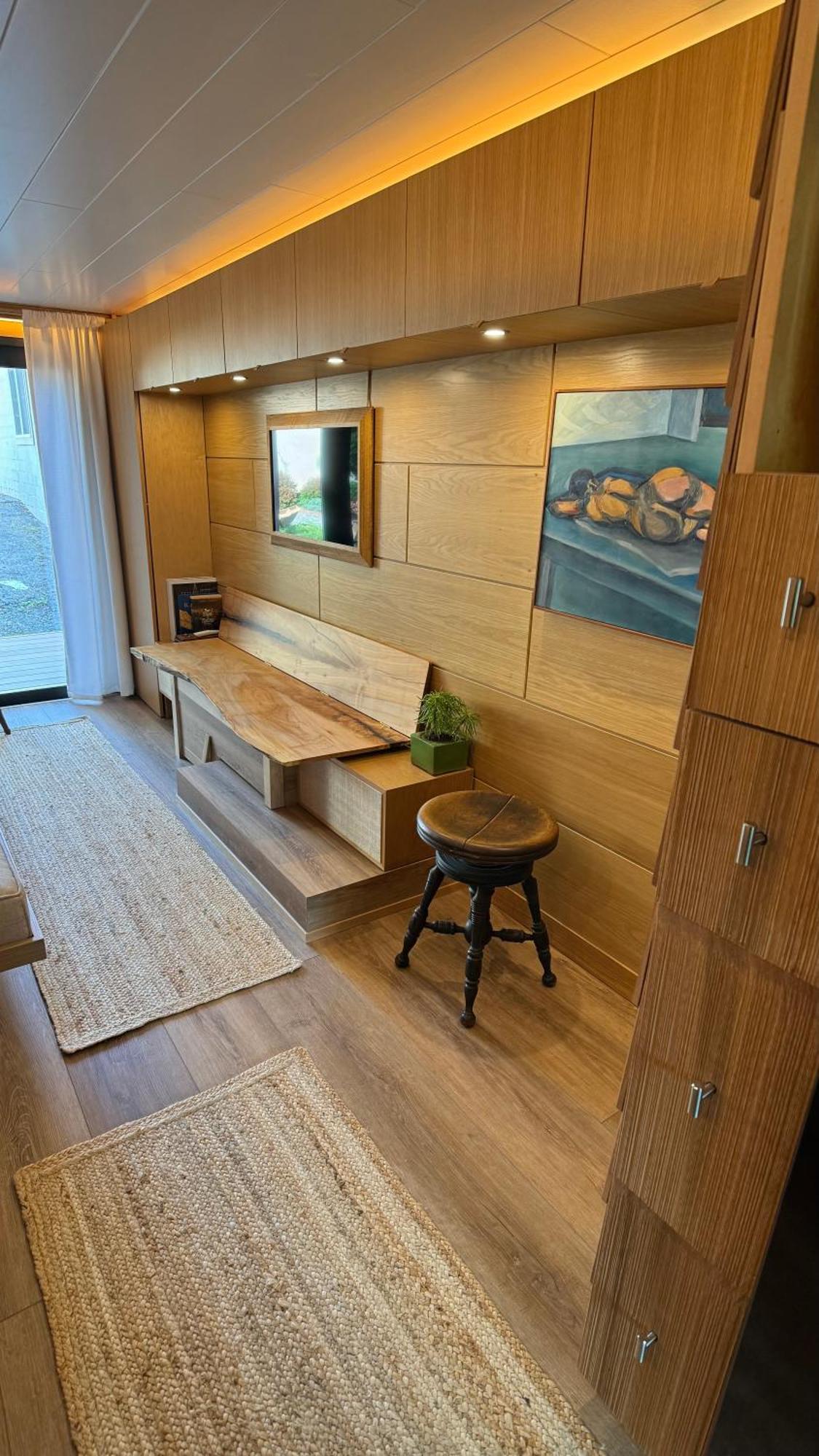 Hideaway, Off Grid Luxe Campsite Lancaster