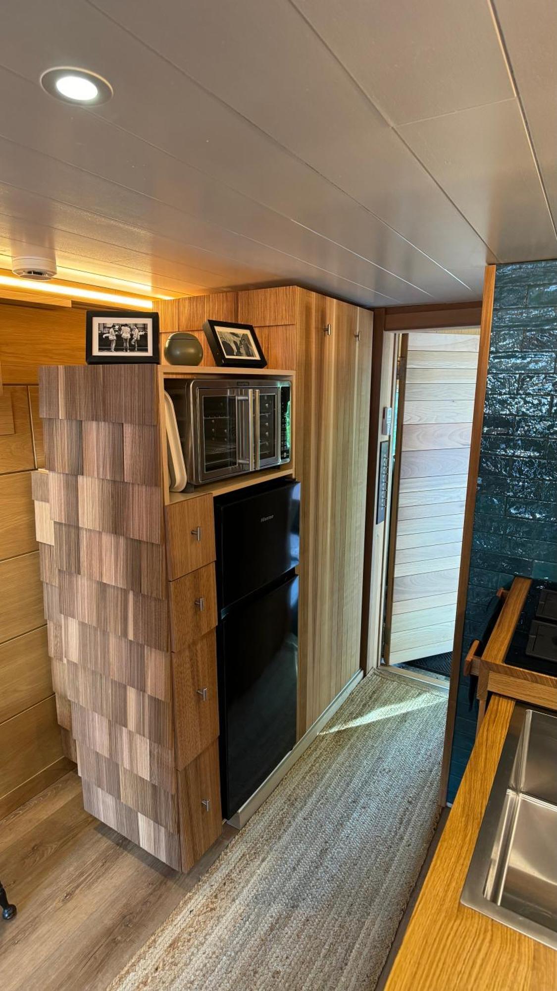 Campsite Hideaway, Off Grid Luxe Lancaster