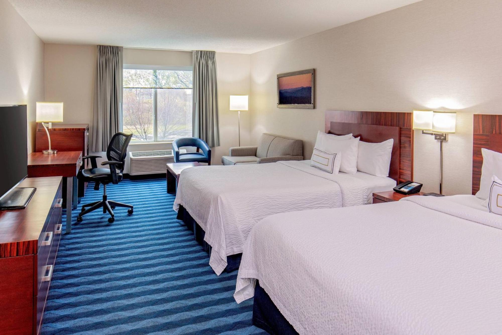 Hotel Fairfield & Lancaster