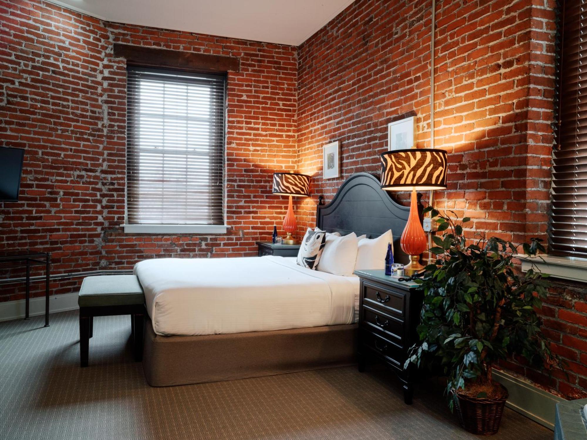 Arts Hotel