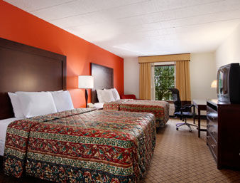 Lancaster-visitors Center Hotel