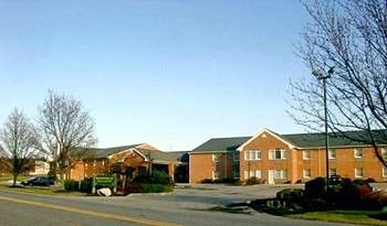 Hotel Days & By Wyndham Amish Country