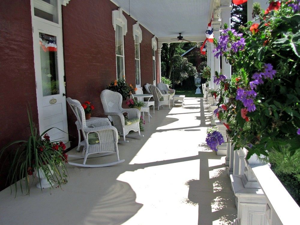 Lovelace Manor 5*