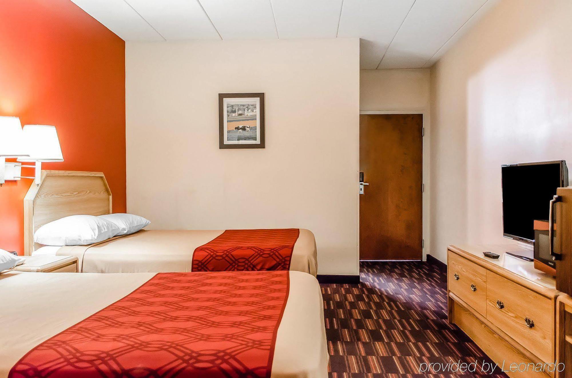 Baymont By Wyndham Pa Dutch Country Lodge *