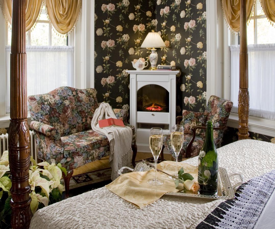 King's Bed & Breakfast 2*
