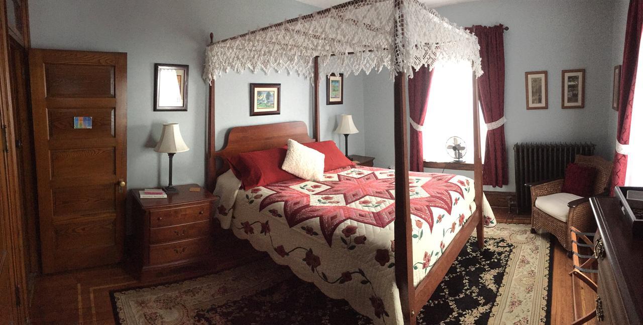 Bed & Breakfast Walnut Lawn 2*