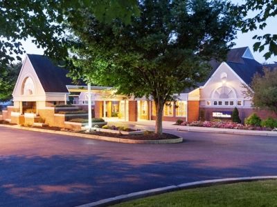 Hilton Garden Hotel 3*