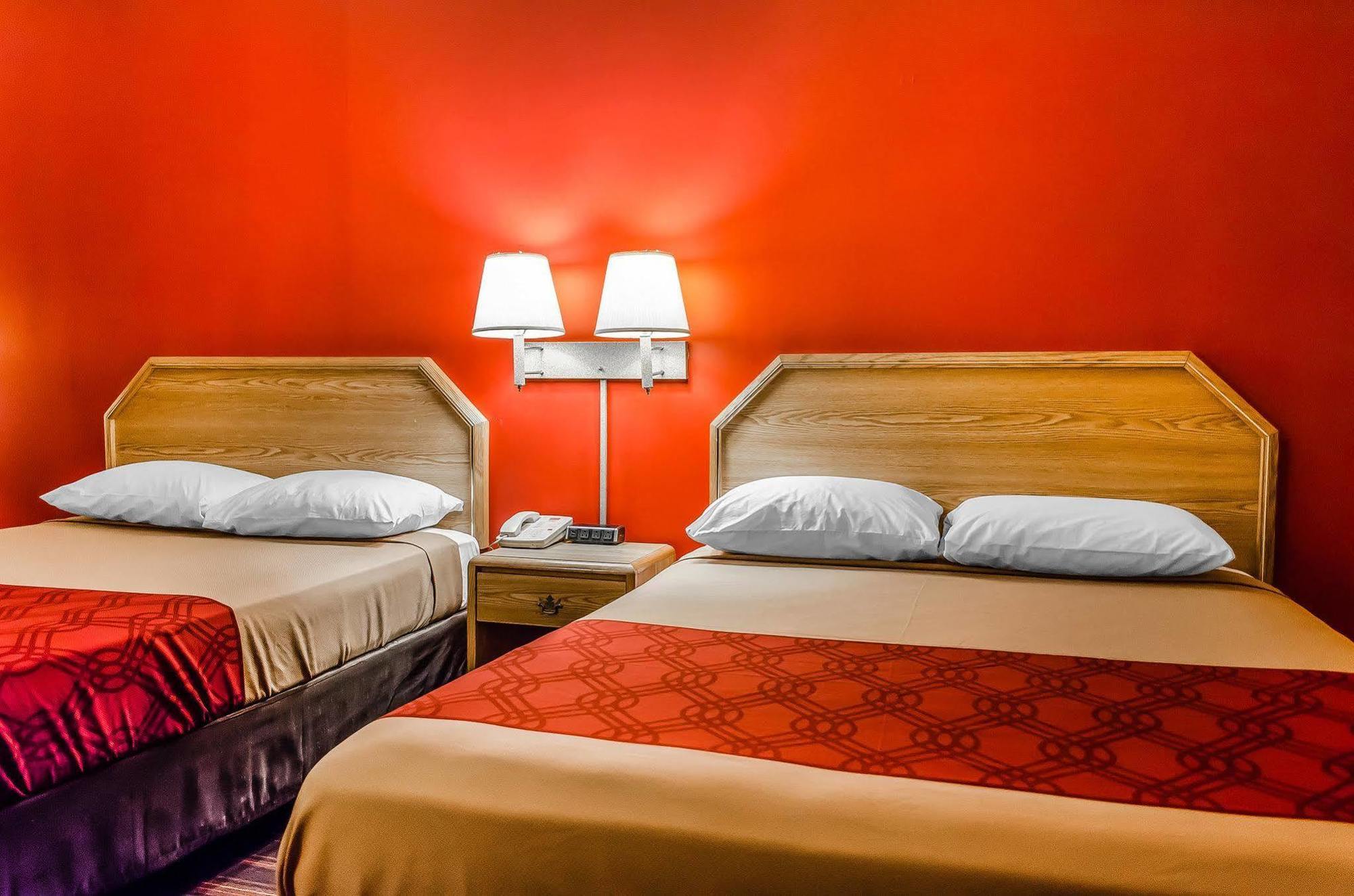 Baymont By Wyndham Pa Dutch Country Lodge *