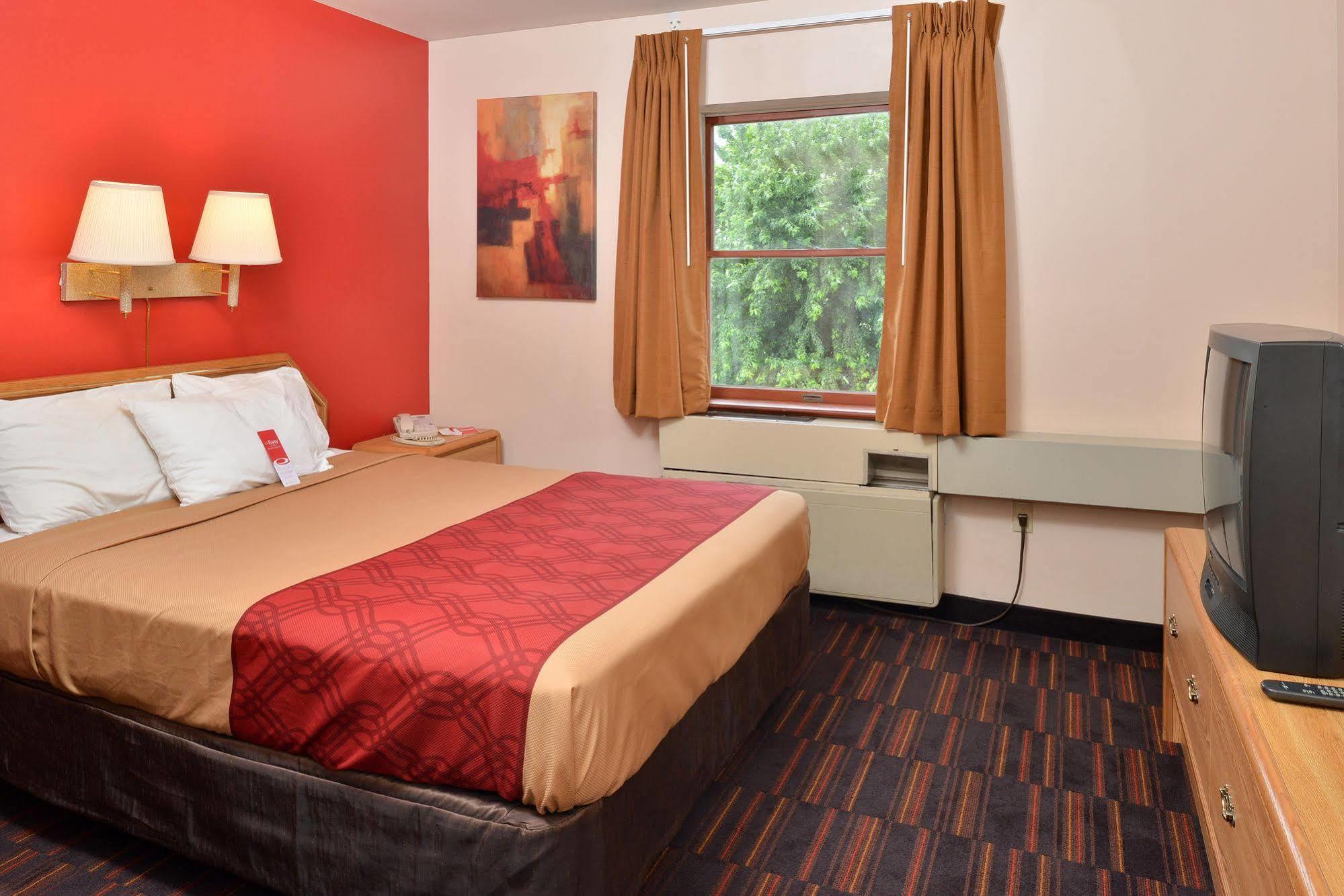Baymont By Wyndham Pa Dutch Country * Lancaster