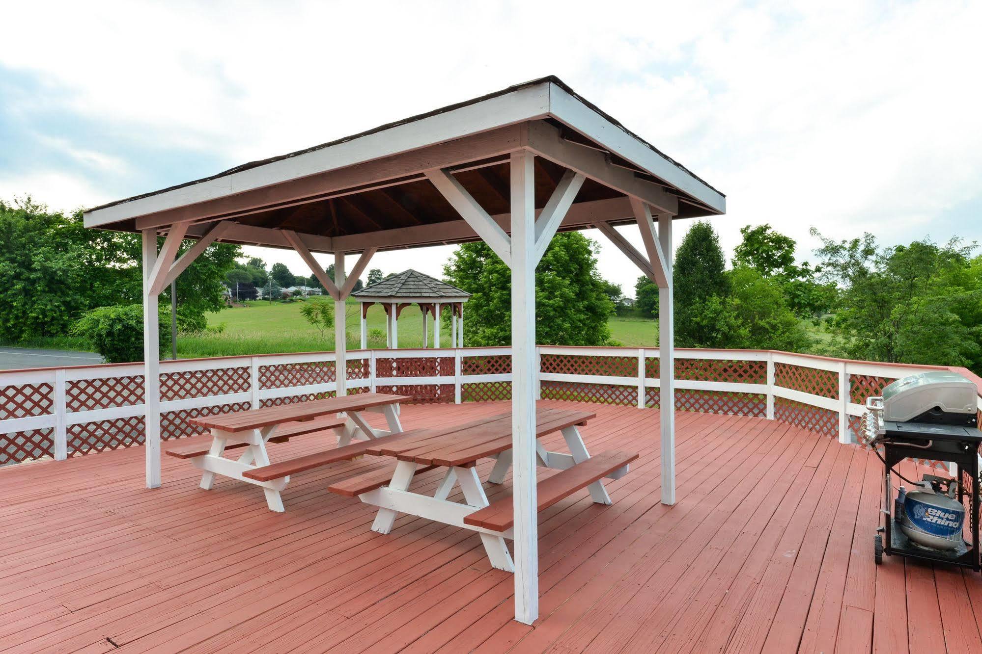 Baymont By Wyndham Pa Dutch Country * Lancaster