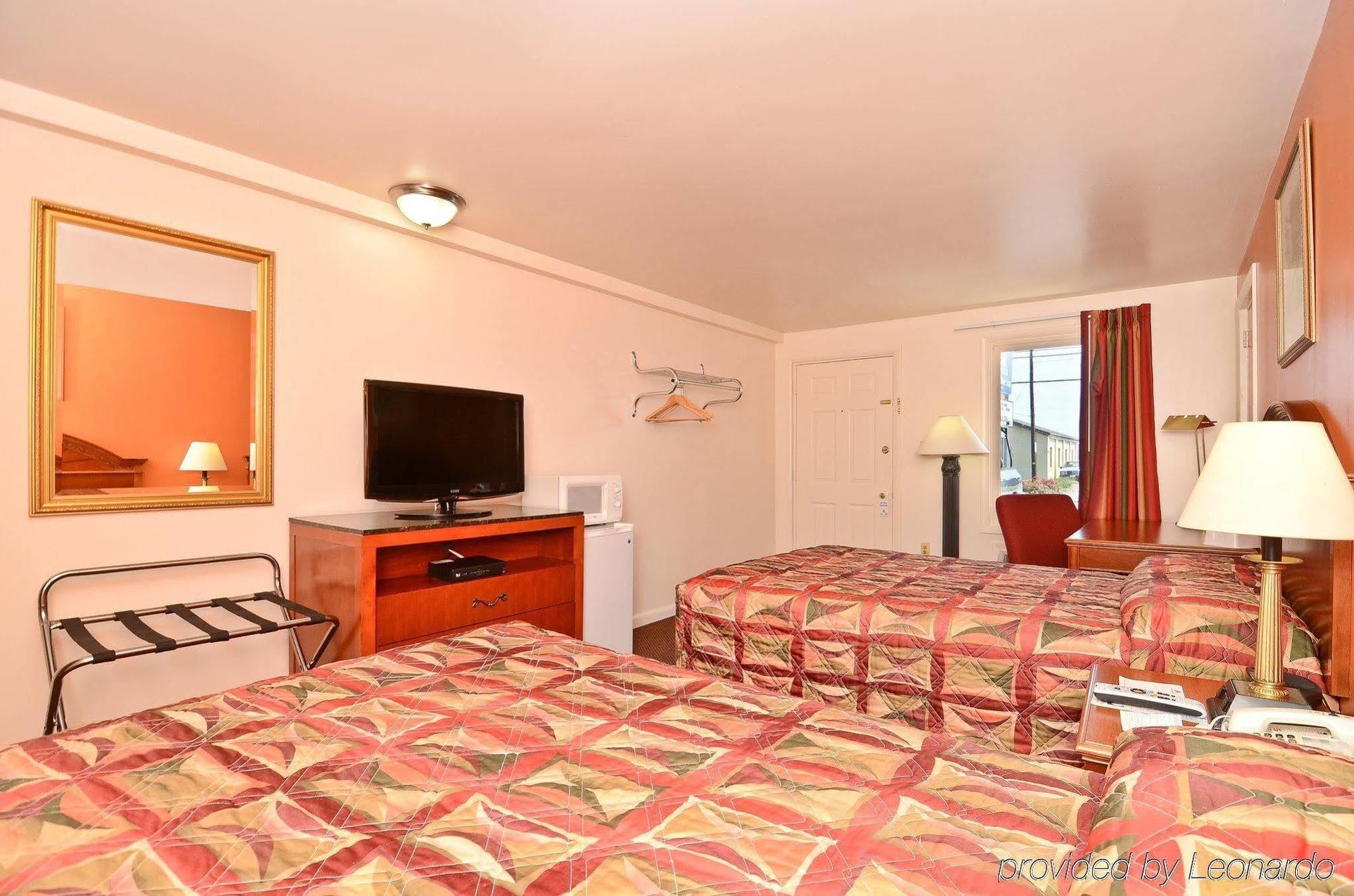 Motel America's Value Lancaster